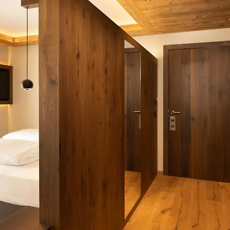 Camino Rustic Chic 4*