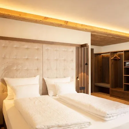 Camino Rustic Chic 4*
