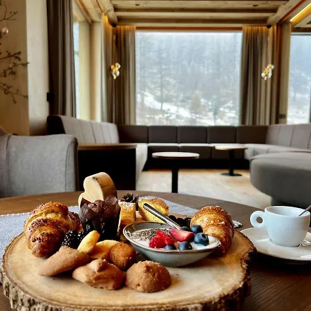 Hotel Camino Rustic Chic