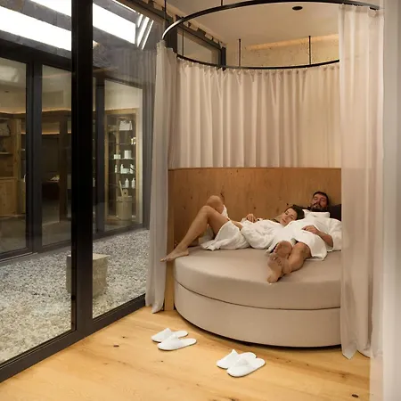 Hotel Camino Rustic Chic