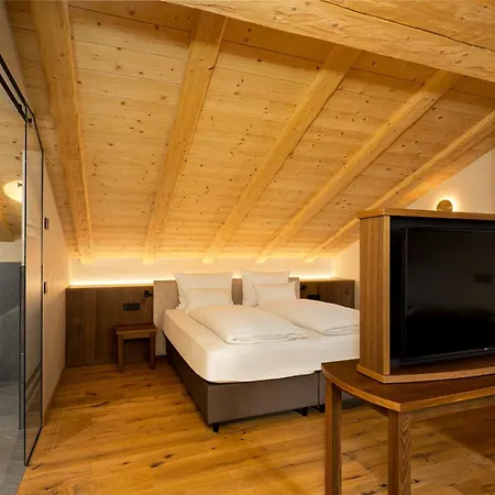 Hotel Camino Rustic Chic