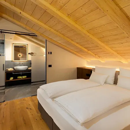 מלון Camino Rustic Chic 4*